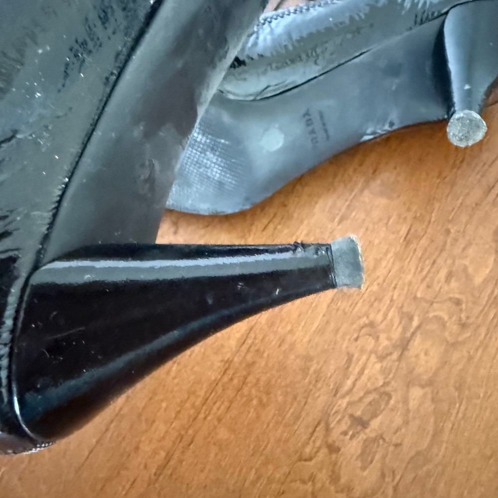 Prada Black Patent Leather Pointed Toe Elastic Pumps Heels Italy 37.5 - Picture 8 of 9